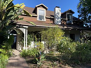 LAHCM 13 Rocha House exterior