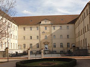 Lycée j. monnet - yzeure (03)