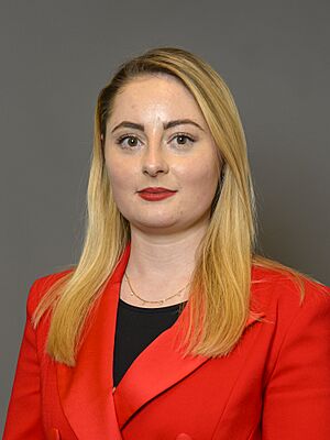 Official portrait of Gen Kitchen MP 2024 crop 2 (cropped).jpg