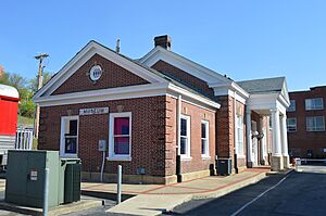 Pikeville C&O depot from southeast