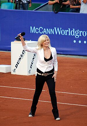 RO B Pavel retirement Loredana