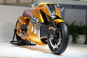 Suzuki 2008 Biplane Concept Front at Tokyo Motor Show