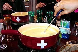 Swiss fondue 2.jpg