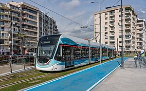 TR Izmir asv2020-02 img40 Alaybey tram stop