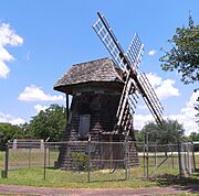 Victoria grist windmill 2008
