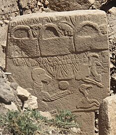 Vulture Stone, Gobekli Tepe, Sanliurfa, South-east Anatolia, Turkey (cropped)