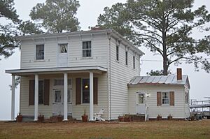 Williams and Company Store, Mathews