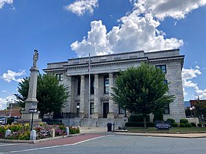 Alamance County Courthouse and Confederate Monument in Graham