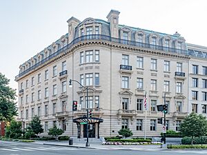 American Enterprise Institute (AEI) (53821618777).jpg