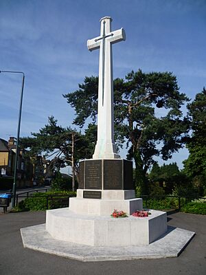 Bexley War Memorial - geograph.org.uk - 2459830