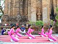 Các cô gái Chăm trong đội vũ công Phan Rang