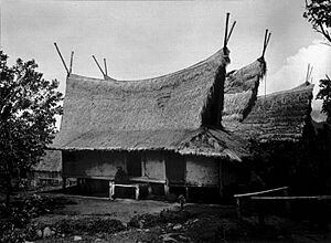 COLLECTIE TROPENMUSEUM Kampong Wanaradja bij de vulkaan Papandajan op West-Java. TMnr 60007645