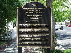 Glendale-Catlin Court- Catlin Court Historic District NRHP Marker