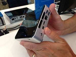 Intel NUC Haswell (case rear panel)