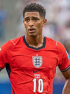 Jude Bellingham England v Panama 27 June 26-160 (cropped)