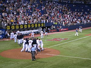 Justin Morneau-Metrodome-20060611