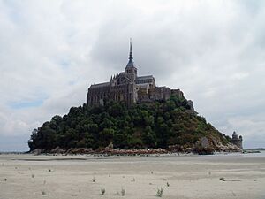 Mont-Saint-Michel depuis la mer