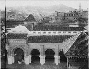 Mosquée Karaouine - Mosquée Karaouine, les toits - Fès - Médiathèque de l'architecture et du patrimoine - AP62T089272
