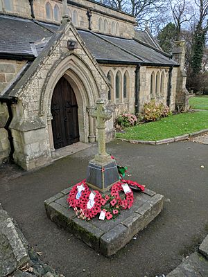 Skegby War Memorial, Near entrance to St Andrews Church, Mansfield Road, Skegby (4)