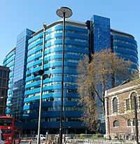 St Botolphs Building, London.jpg