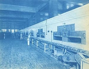 1920 Apron Conveyor
