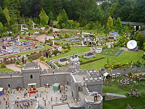 Babacombe Model Village Overview