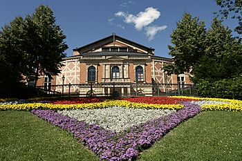 Bayreuth Festspielhaus 2006-07-16