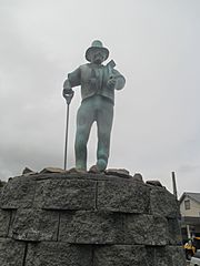 Gumdigger Statue, Dargaville 04