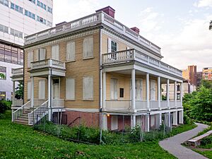 Hamilton Grange National Memorial - Patio (48170423177)