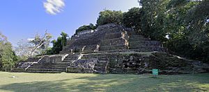 Lamanai - Jaguar Temple
