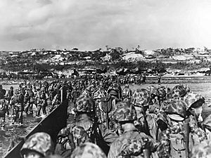 Marines land on Okinawa shores