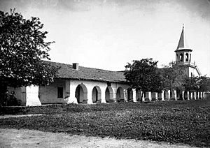 Mission San Juan Bautista taken sometime between 1880 and 1910