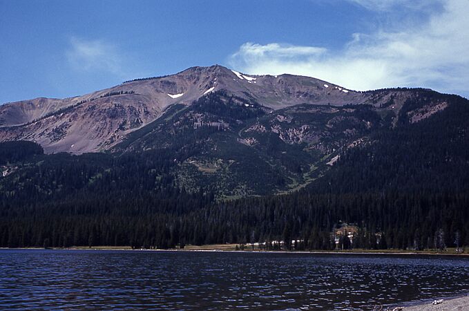 MountSheridanFromHeartLake