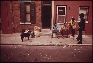NORTH PHILADELPHIA JOBLESS BLACKS. MAN STANDING AT RIGHT IS GERALD "HEAT WAVE" JONES, WHO WORKS FOR "THE NETWORK", A... - NARA - 552754