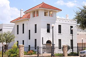 Old Hidalgo County Jail Edinburg Texas 2021