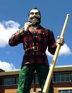 Paul Bunyan statue in Bangor, Maine.JPG