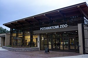 Potawatomi Zoo front entrance.jpg