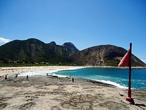 Praia de Itacoatiara em Niterói