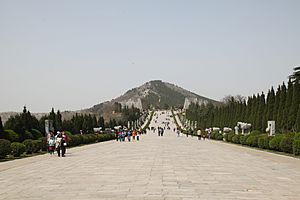 Qianling Mausoleum, Tomb of Emperor Tang Gaozong and Empress Wu Zetian (9906518383)