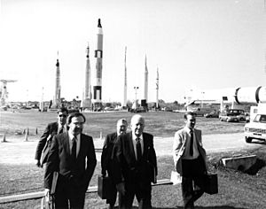 Rogers Commission members arrive at Kennedy Space Center