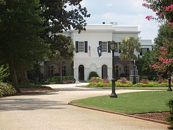 South Carolina Governor's Mansion, 800 Richland St., columbia (Richland County, South Carolina).JPG