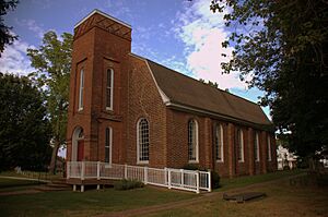 St.LukesLRWalls