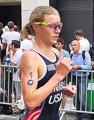 Taylor Knibb (USA) Paris2024.jpg