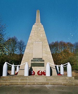 War Memorial - geograph.org.uk - 1061687