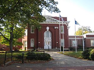 Warren County Courthouse in Warrenton