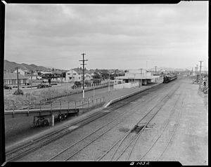 Waterloo Station general view (Hutt Line, 1950) by J.F. Le Cren (Archives New Zealand)