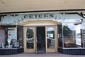 1990 - Roxy Theatre and Peters Greek Cafe Complex - The Roxy Theatre and Peters Greek Cafe; Complex (5061432b2)