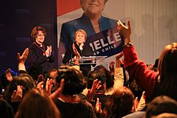Angela Jeria y Michelle Bachelet en primarias