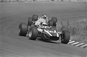 Bianchi and McLaren at 1968 Dutch Grand Prix
