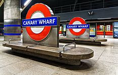 Canary Wharf Tube Station (28015542538)